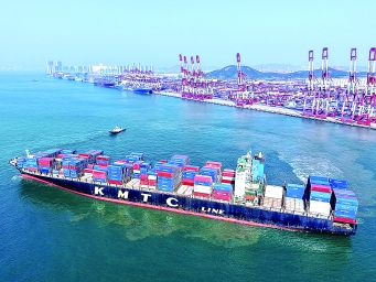 前5个月我国货物贸易进出口同比增长2.5%