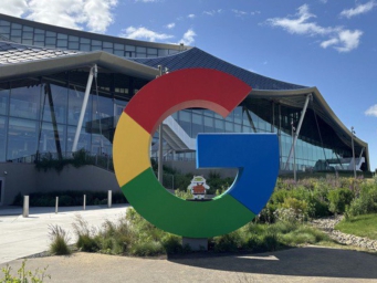 巴菲特“弥补”遗憾！谷歌成为今年最火“科技七巨头”